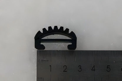 قطعات یدکی گلوری GFS-120-92-03 5T لاستیک نیمه گیر 28*15*10