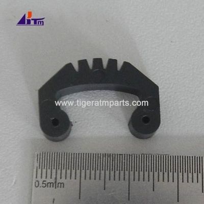 هیتاچی CS WZ-P.C. لاستیک بوش ضخامت 49024249000B M7613181B قطعات ATM